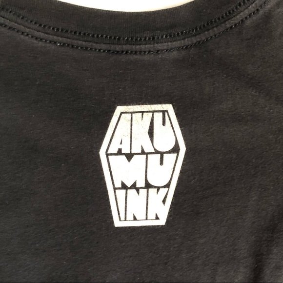 Akumu Ink skeleton under a umbrella woman’s size small - Picture 6 of 13